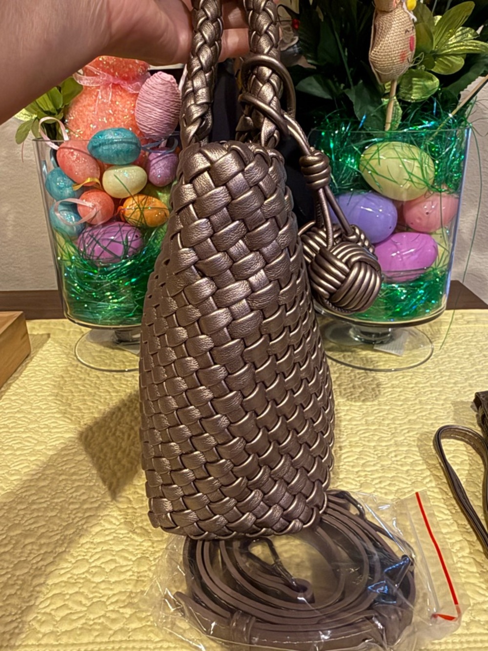 Bronze color Woven Leather Shoulder & Hand Bag w/ Pouch Wallet Set - Picture 4 of 7